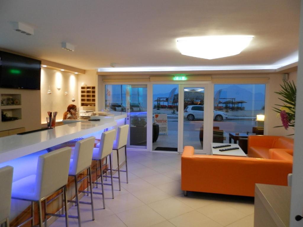 Sunrise Hotel サルティ エクステリア 写真